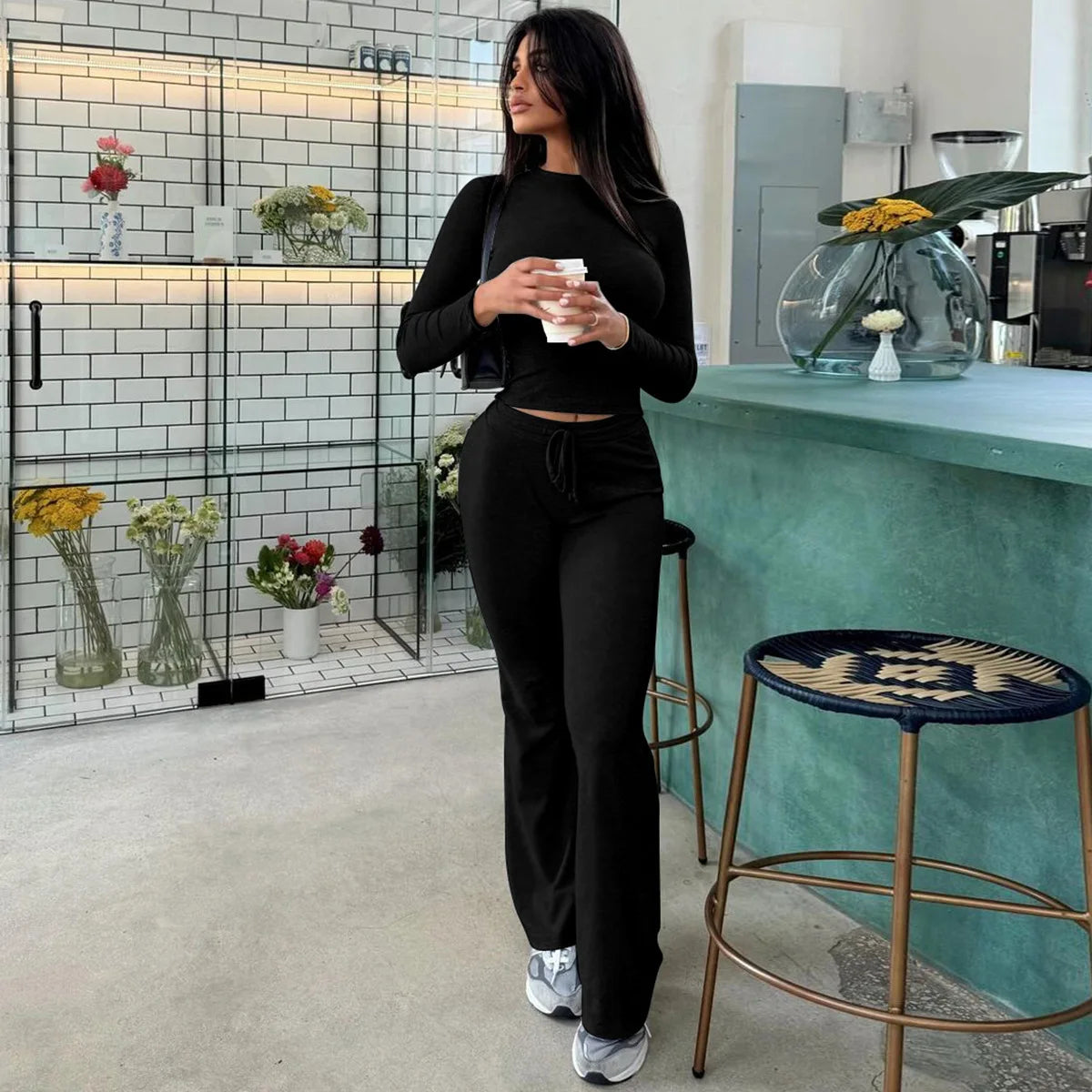Chic 2-Piece Casual Set - Long Sleeve Crop Top & Drawstring Flare Pants